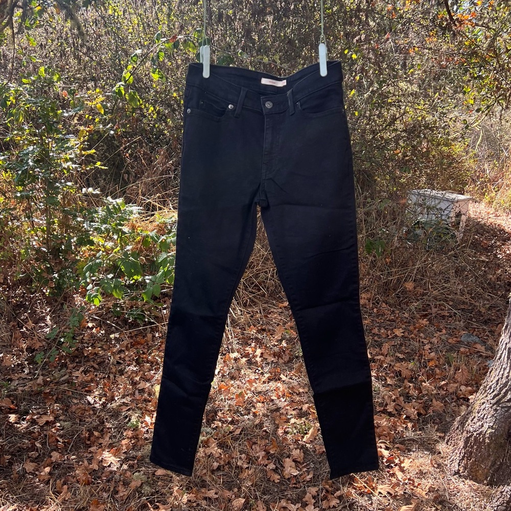 Women’s Levi Black Jeans